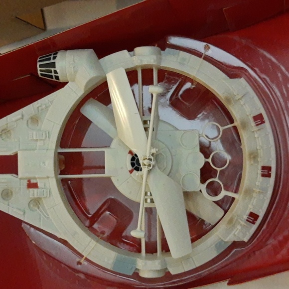 Star Wars Air Hogs RC Millennium Falcon OPEN BOX, BOX DAMAGE - Picture 9 of 15